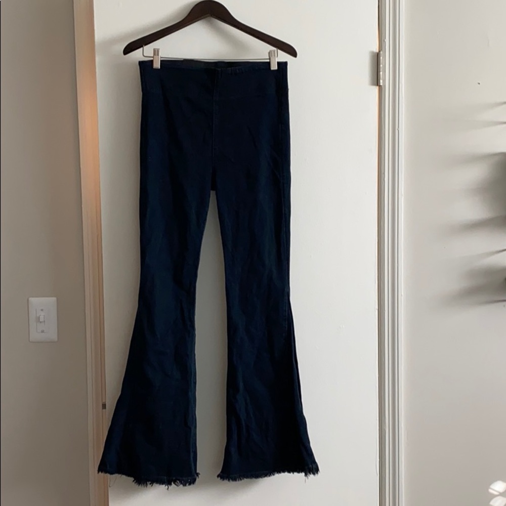 🌟 Show Me Your MuMu Berkeley Bells Jeans🌟